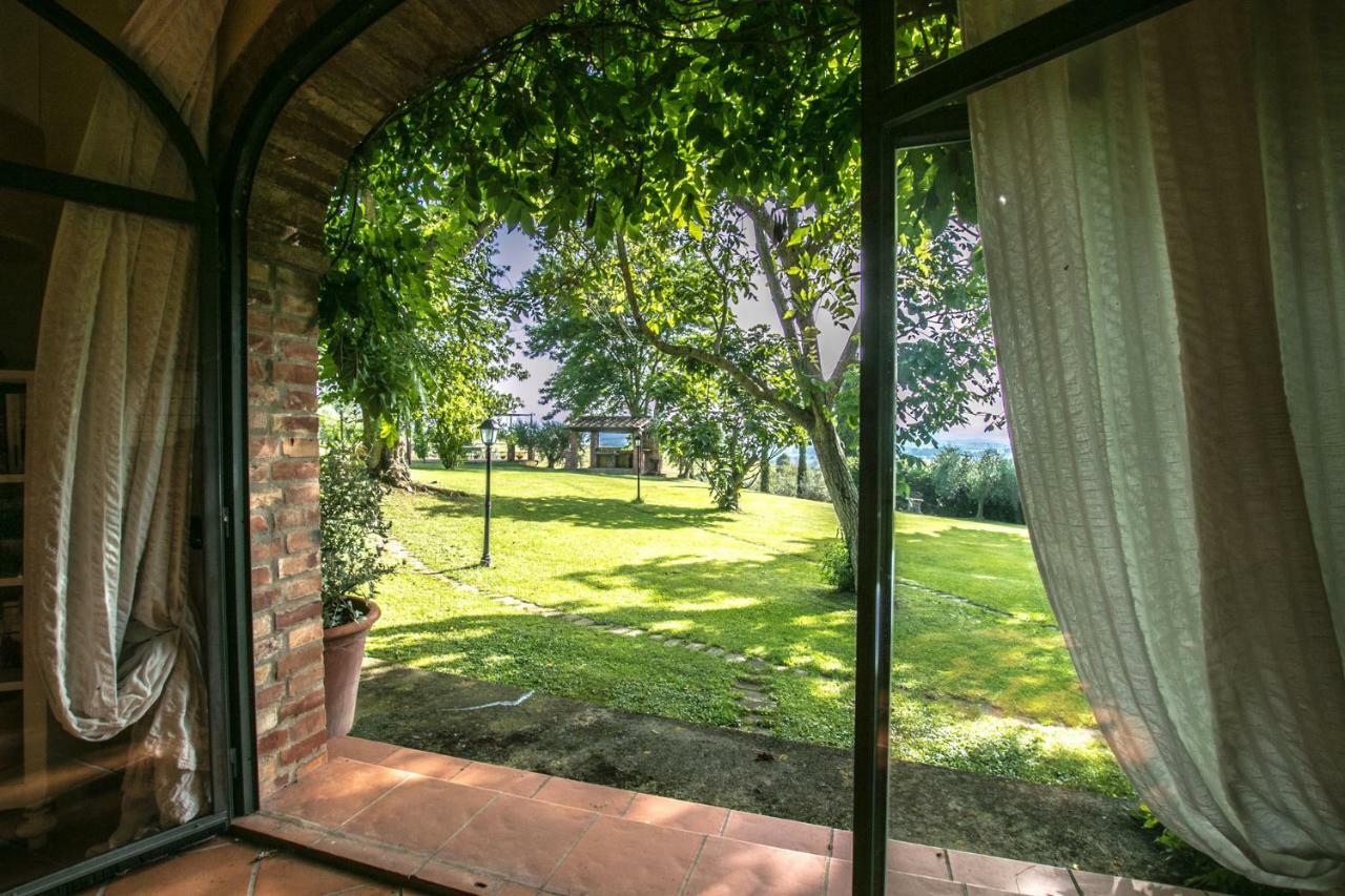 Podere Biagio Valiano Luaran gambar